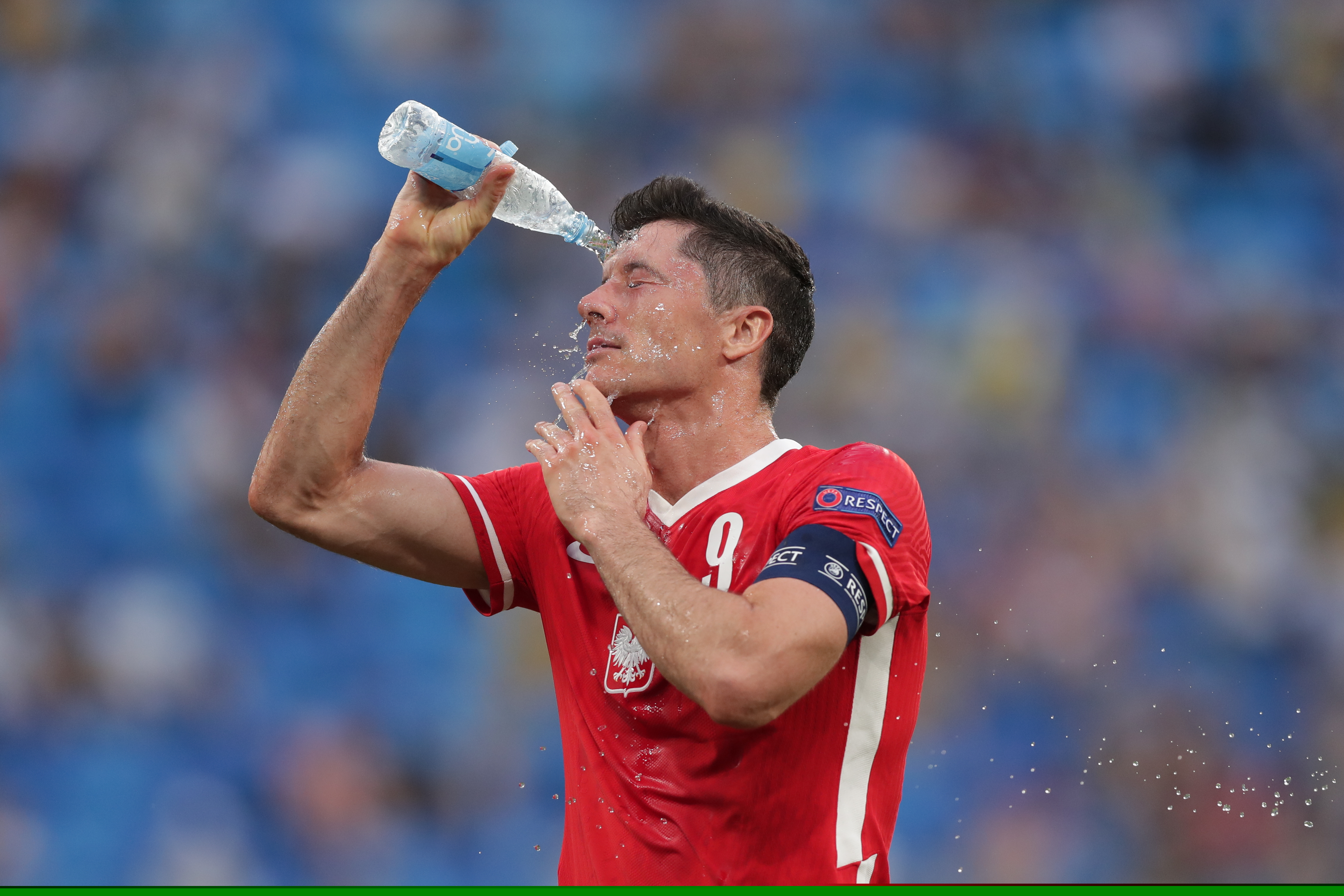 湖人91-107不敌马刺，东契奇38+10+10，詹姆斯缺阵，文班亚马16+14+4帽