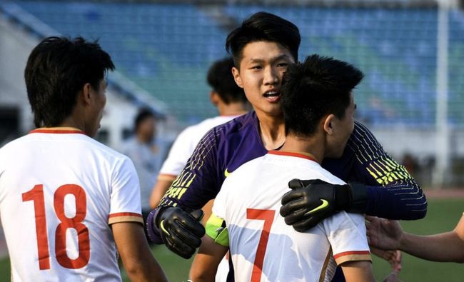 AG3-1estar豪取17连胜，cat打两局被换下，一诺改投刀派