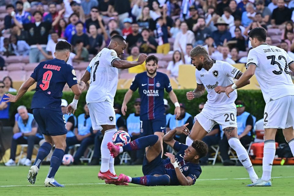意甲-戴维传射米雷蒂破门 尤文3-0完胜萨索洛 [意甲尤文]