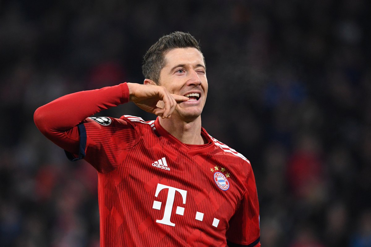 无畏入选第四周黑榜榜首，尊重都是靠打出来，不是靠饭团粉和律师函！